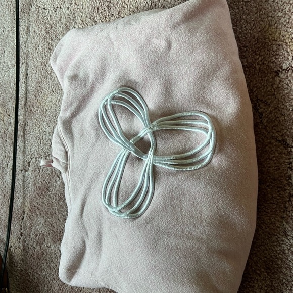 Hoodie lot (5) - Picture 5 of 6